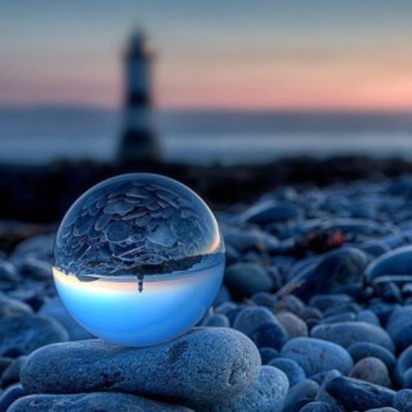 Adamand-ի նկարը SENYAK.am կայքում