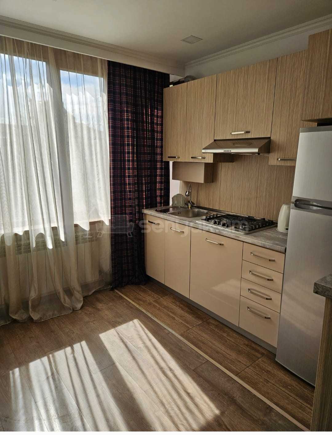 2 Սենյականոց Բնակարան, 50քմ, 2/9 հարկ, Կապիտալ Վերանորոգված, Կահավորված, Արևկող