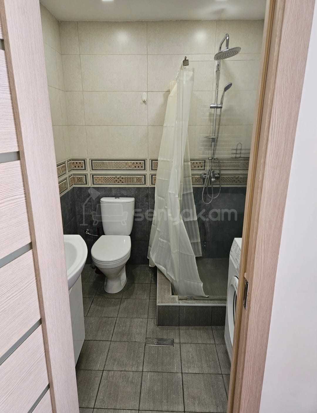 2 Սենյականոց Բնակարան, 50քմ, 2/9 հարկ, Կապիտալ Վերանորոգված, Կահավորված, Արևկող