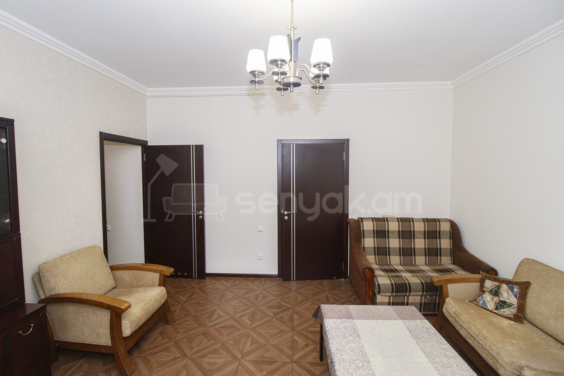 2 Սենյականոց Բնակարան Քարե Շենքում, 50քմ, 4/5 հարկ, Կապիտալ Վերանորոգված