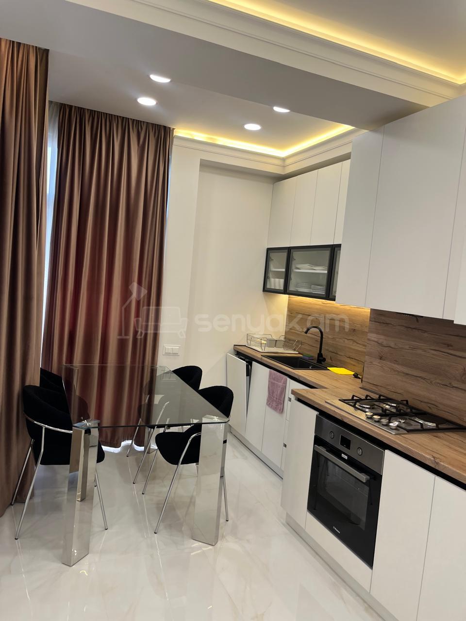 3 Սենյականոց Բնակարան Նորակառույցում, 75քմ, 4/9 հարկ, Դիզայներական Վերանորոգված