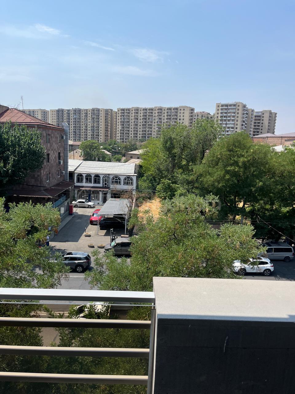 3 Սենյականոց Բնակարան Նորակառույցում, 75քմ, 4/9 հարկ, Դիզայներական Վերանորոգված