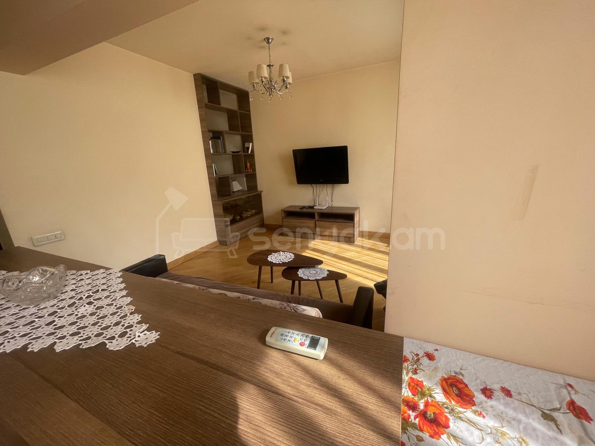 1 Սենյականոց Բնակարան, 45քմ, 5/10 հարկ, Դիզայներական Վերանորոգված