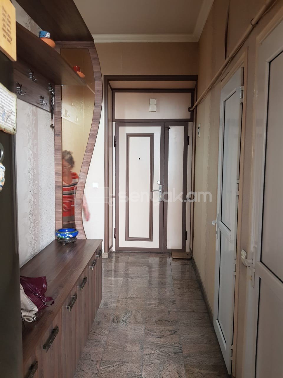 2 Սենյականոց Բնակարան Քարե Շենքում, 63քմ, 4/4 հարկ, Կոսմետիկ Վերանորոգված