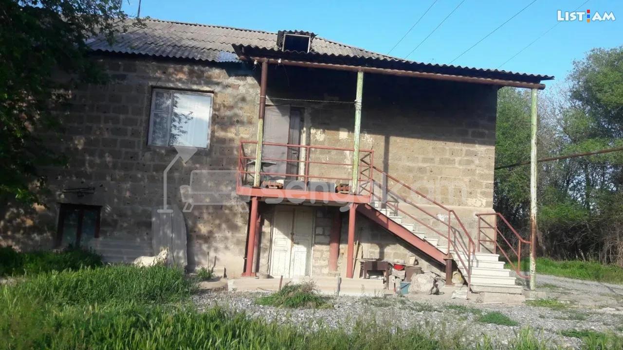 5 Սենյականոց Սեփական Տուն, 210քմ, Նորմալ Վիճակում, Ավտոտնակով