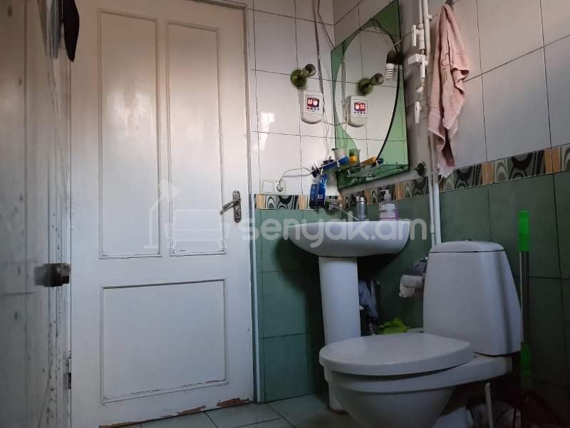 4 Սենյականոց Սեփական Տուն, 200քմ, Նորմալ Վիճակում, Ավտոտնակով