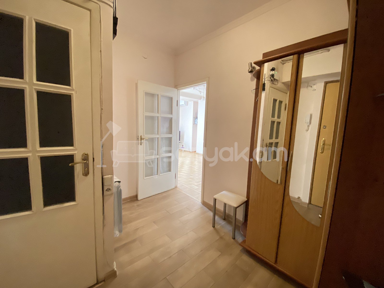 2 Սենյականոց Բնակարան, 60քմ, 6/10 հարկ, Կապիտալ Վերանորոգված, Կահավորված, Արևկող