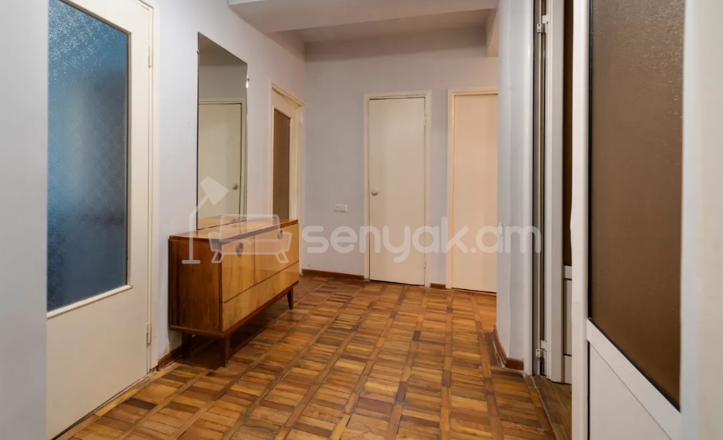 3 Սենյականոց Բնակարան, 64քմ, 1/14 հարկ, Նորմալ Վիճակում