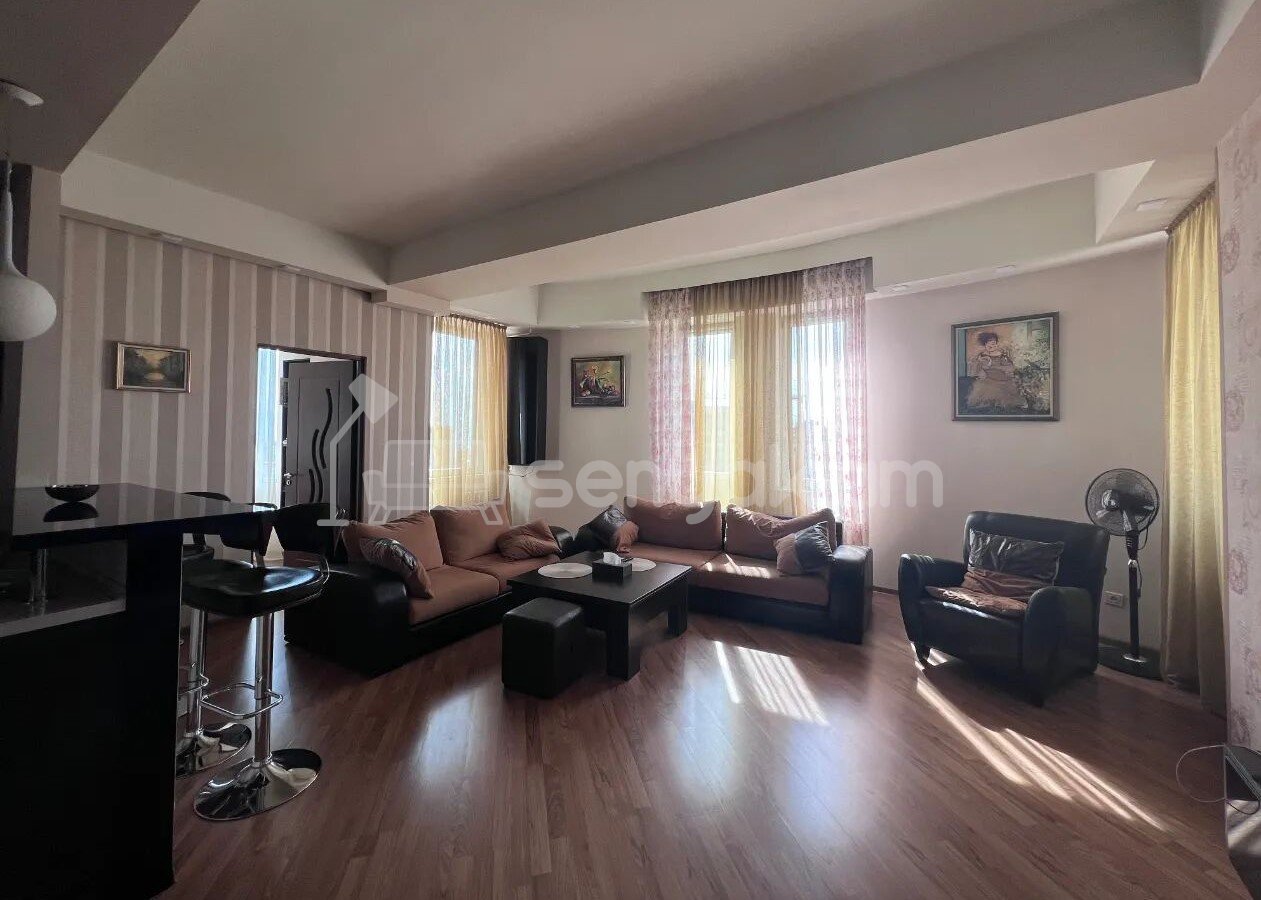 3 Սենյականոց Բնակարան, 80քմ, 11/20 հարկ, Դիզայներական Վերանորոգված