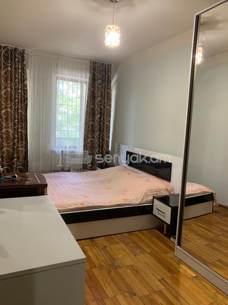 3 Սենյականոց Բնակարան Քարե Շենքում, 96քմ, 2/5 հարկ, Կոսմետիկ Վերանորոգված, Կահավորված, Արևկող