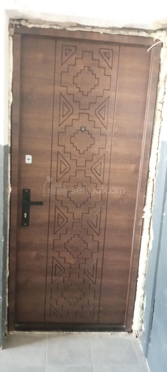 2 Սենյականոց Բնակարան, 65քմ, 3/5 հարկ, Նորմալ Վիճակում