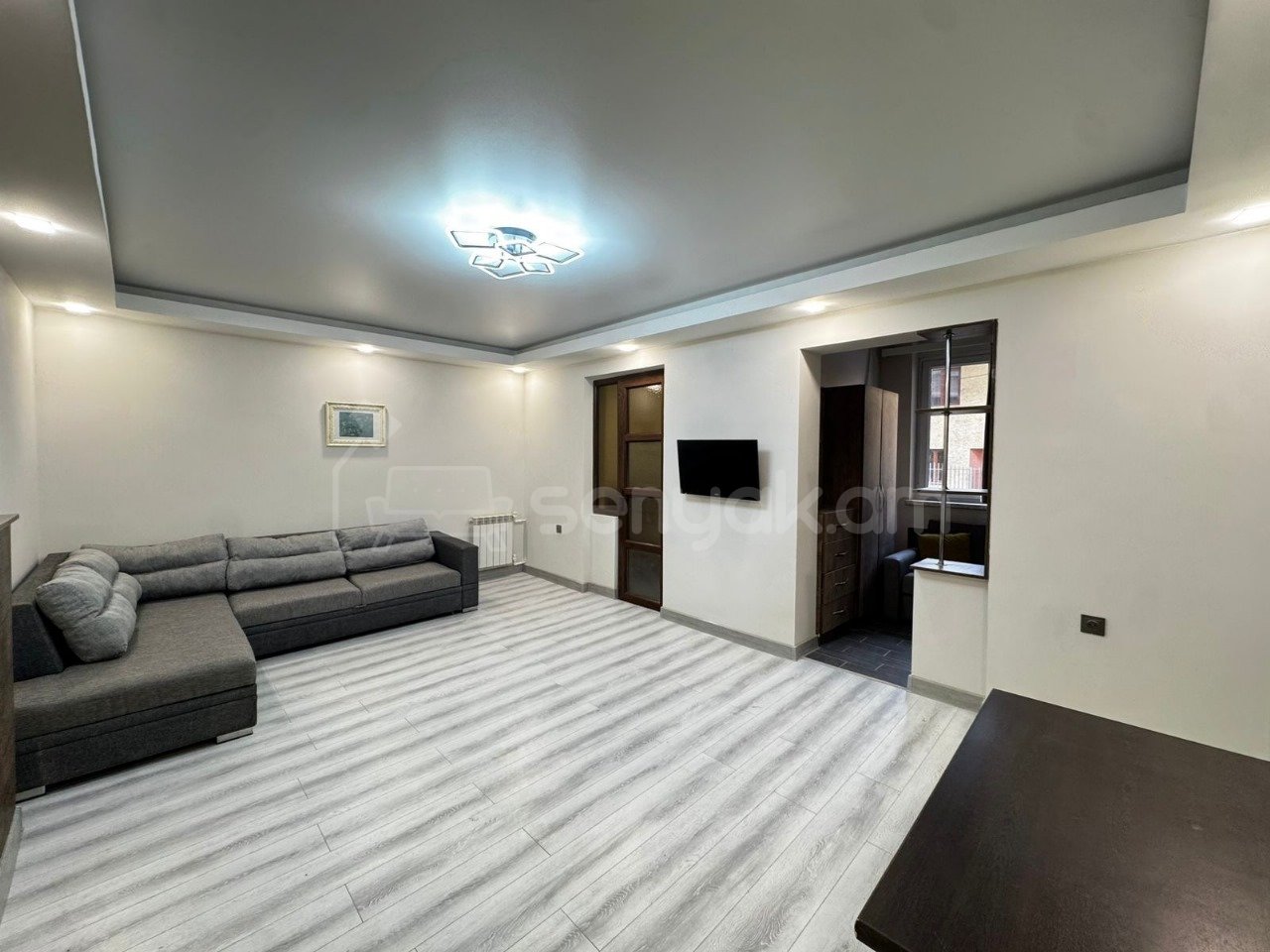 3 Սենյականոց Բնակարան, 69քմ, 1/10 հարկ, Դիզայներական Վերանորոգված