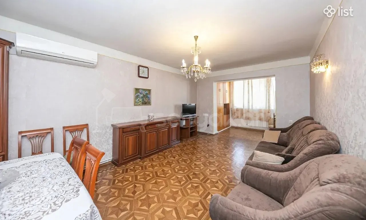 4 Սենյականոց Բնակարան, 95քմ, 8/9 հարկ, Նորմալ Վիճակում