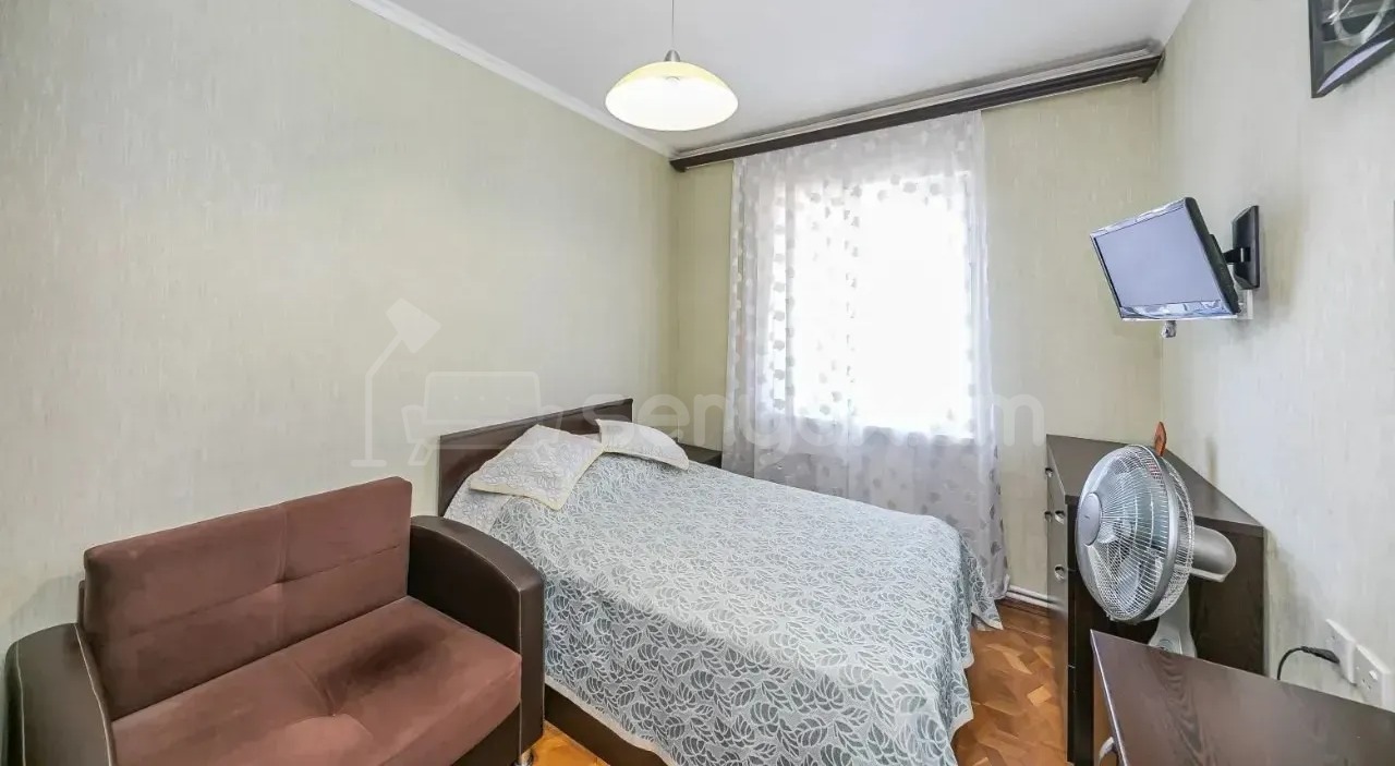 4 Սենյականոց Բնակարան, 95քմ, 8/9 հարկ, Նորմալ Վիճակում