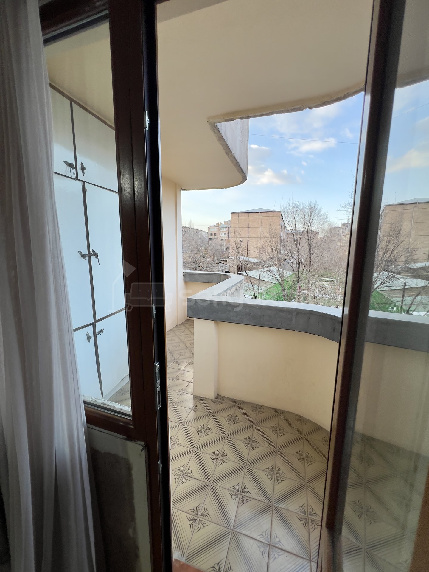 2 Սենյականոց Բնակարան, 70քմ, 4/16 հարկ, Նորմալ Վիճակում, Կահավորված, Արևկող