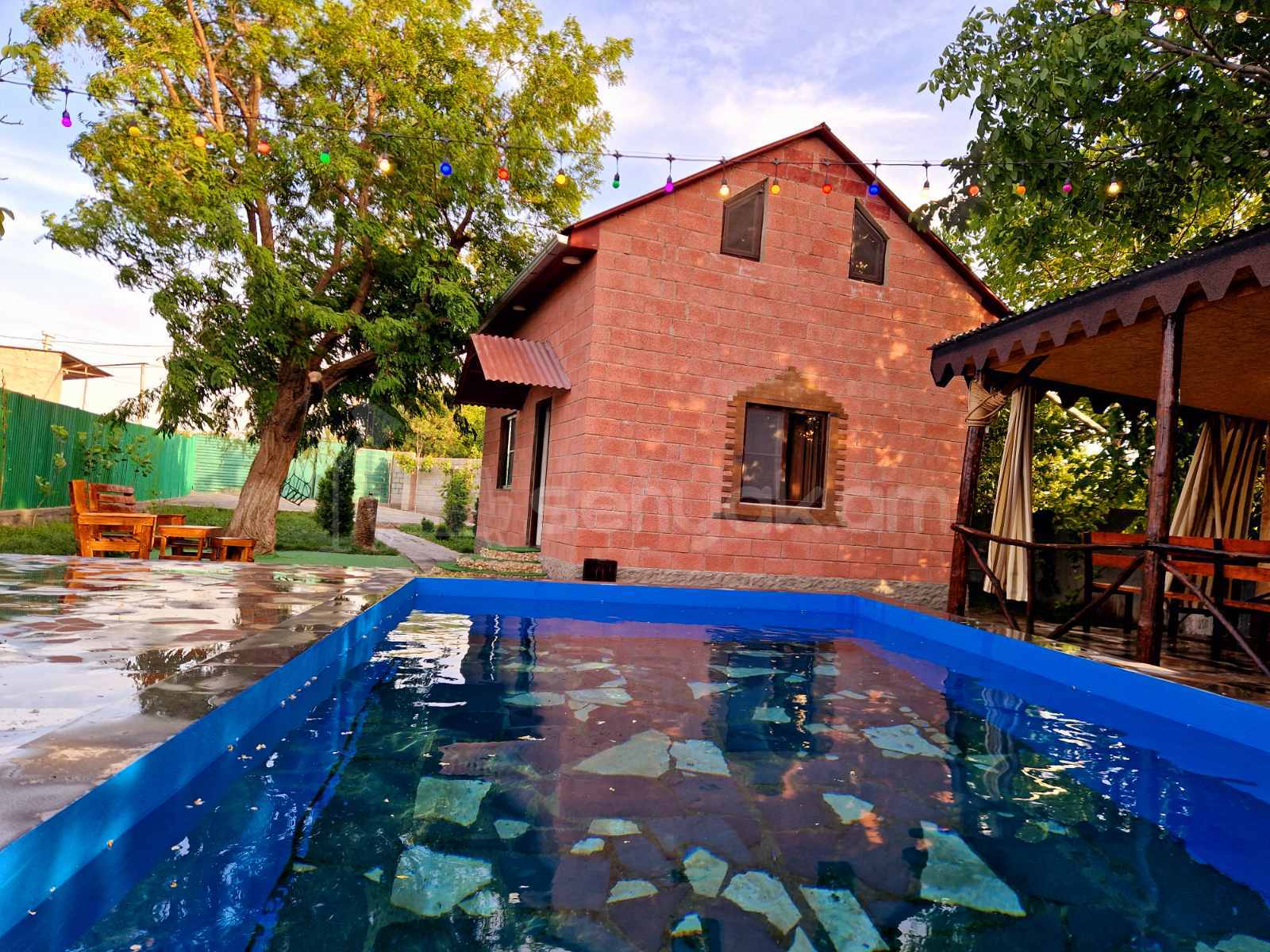 3 Սենյականոց Շքեղ Առանձնատուն, 100քմ, Լողավազանով