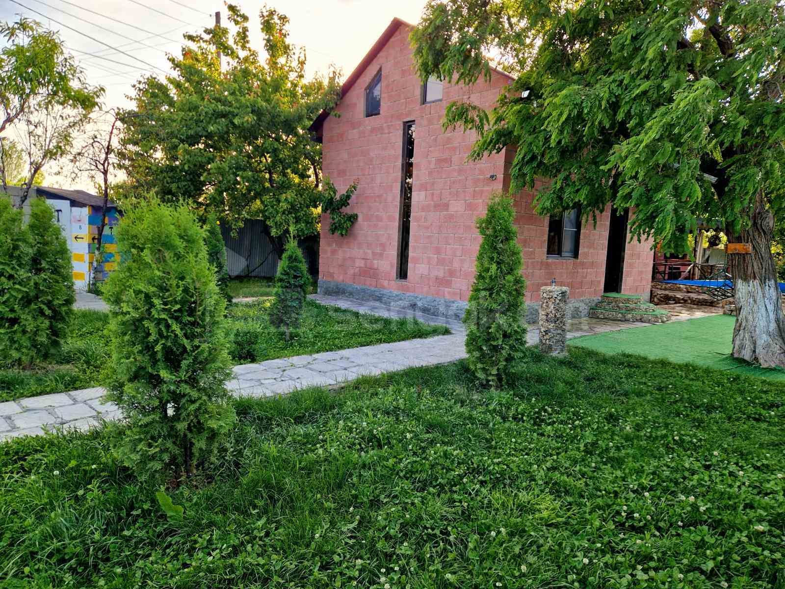 3 Սենյականոց Շքեղ Առանձնատուն, 100քմ, Լողավազանով