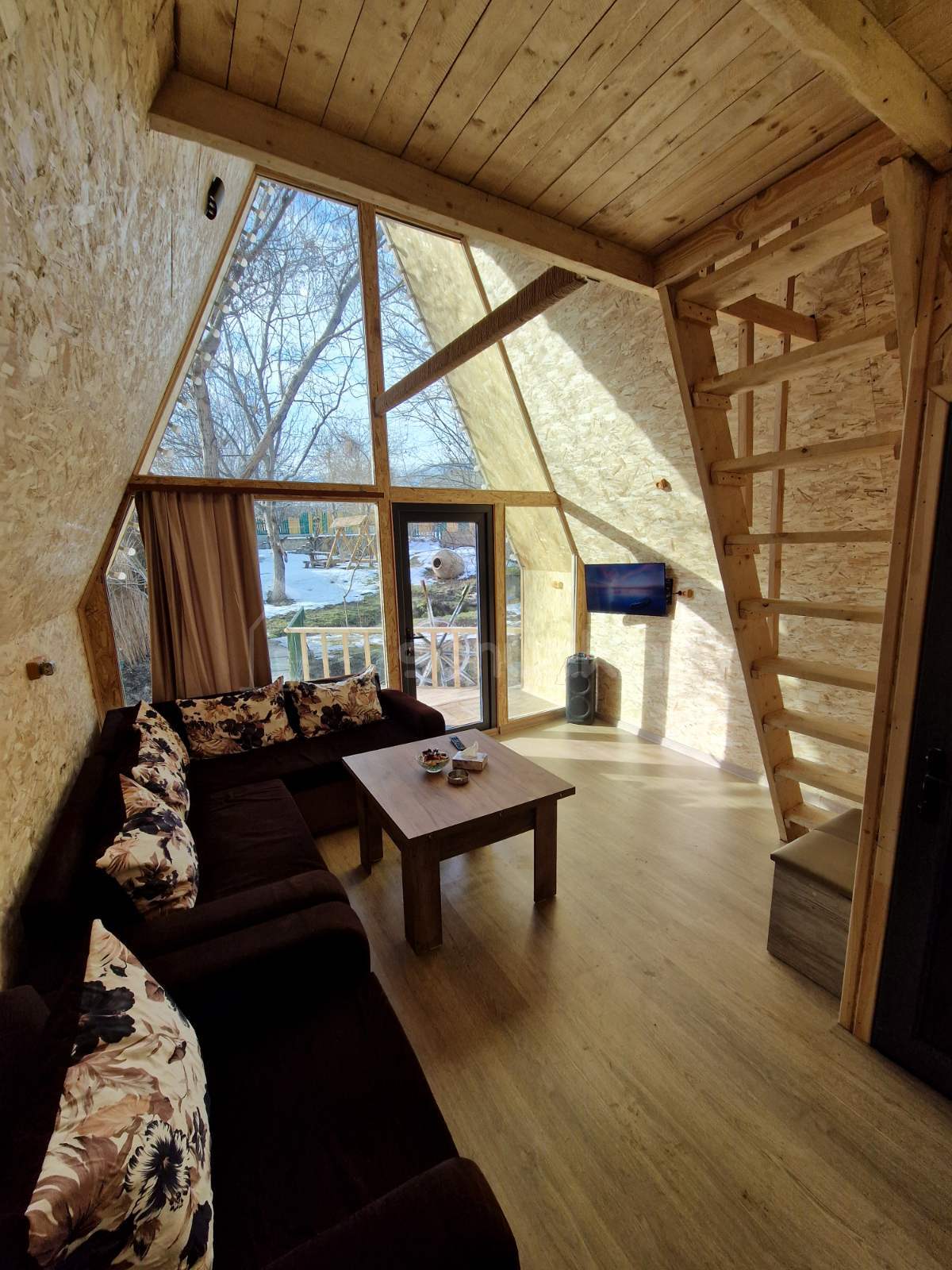 1 Սենյականոց Սեփական Տուն, 1000քմ, Դիզայներական Վերանորոգված