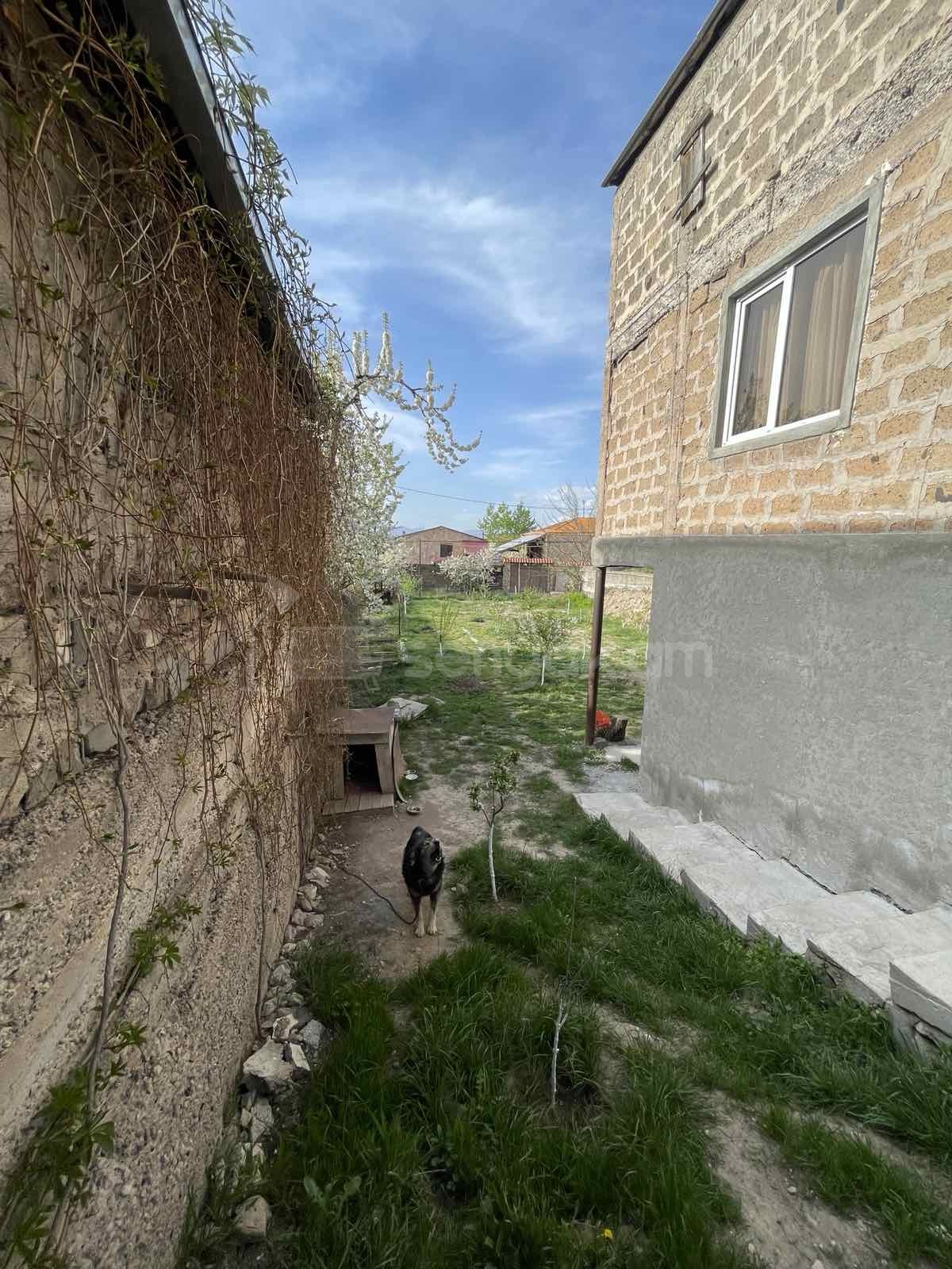 4 Սենյականոց Սեփական Տուն, 164քմ, Նորմալ Վիճակում