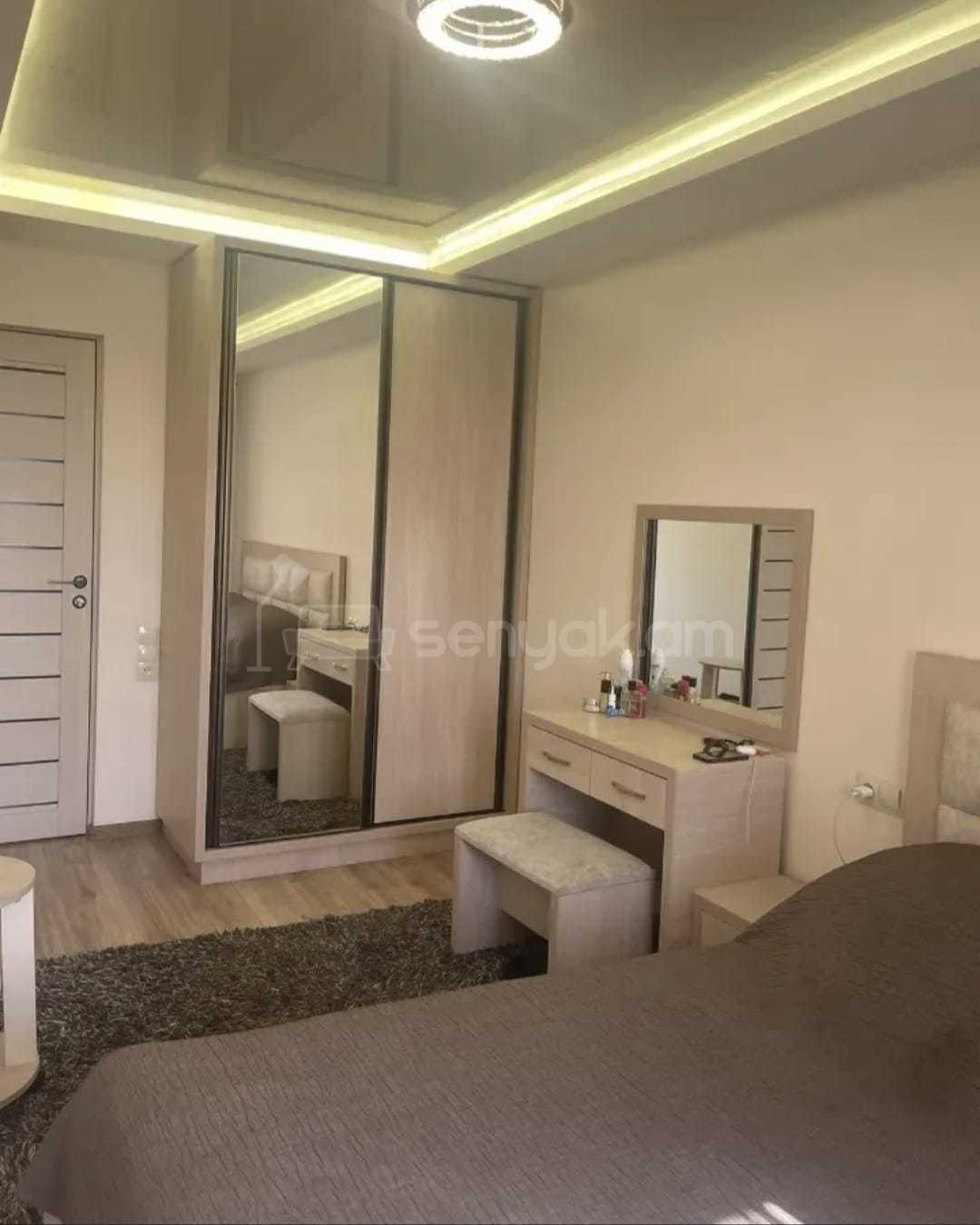 2 Սենյականոց Բնակարան, 51քմ, 5/5 հարկ, Կապիտալ Վերանորոգված