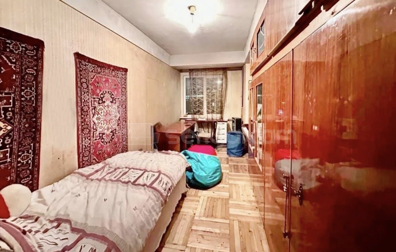 3 Սենյականոց Բնակարան, 86քմ, 7/14 հարկ, Նորմալ Վիճակում