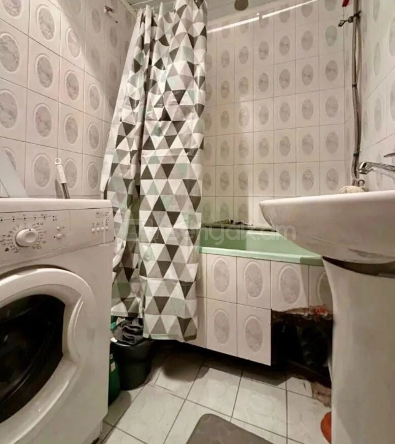 3 Սենյականոց Բնակարան, 86քմ, 7/14 հարկ, Նորմալ Վիճակում