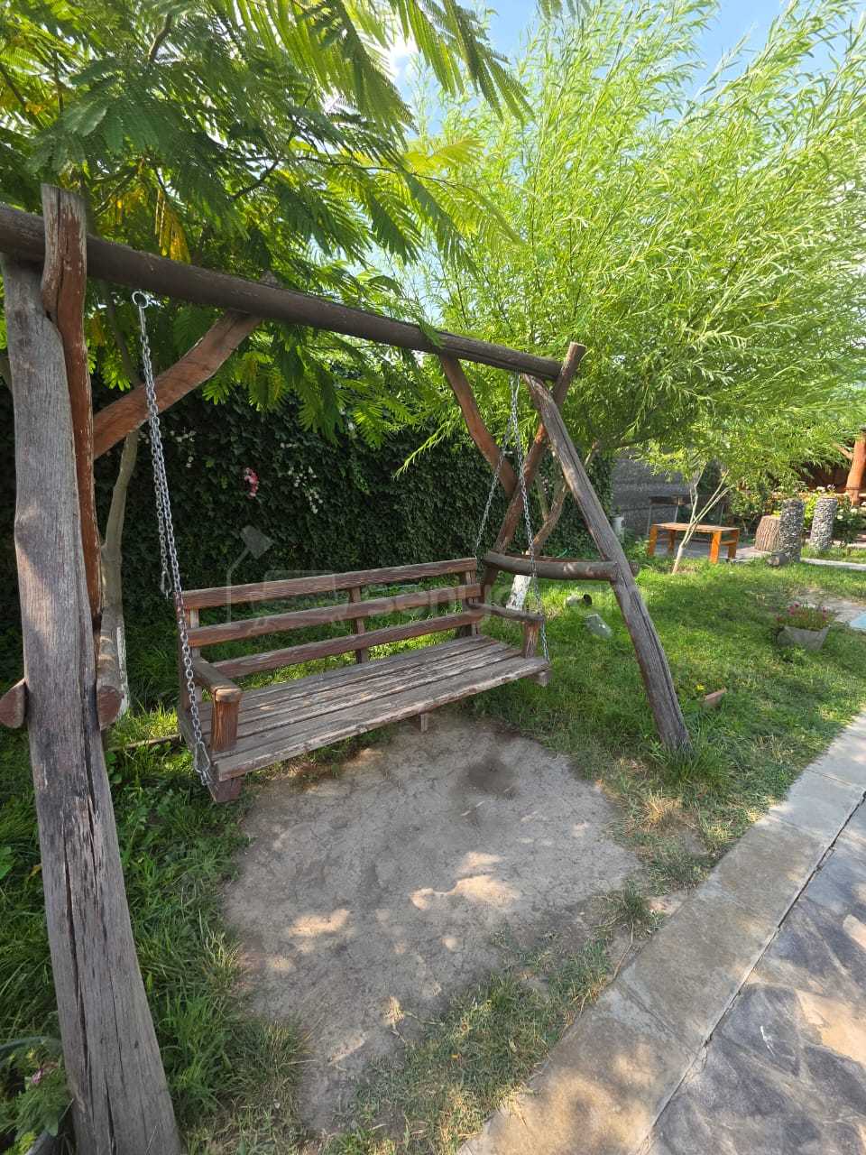 1 Սենյականոց Շքեղ Առանձնատուն, 1100քմ, Լողավազանով