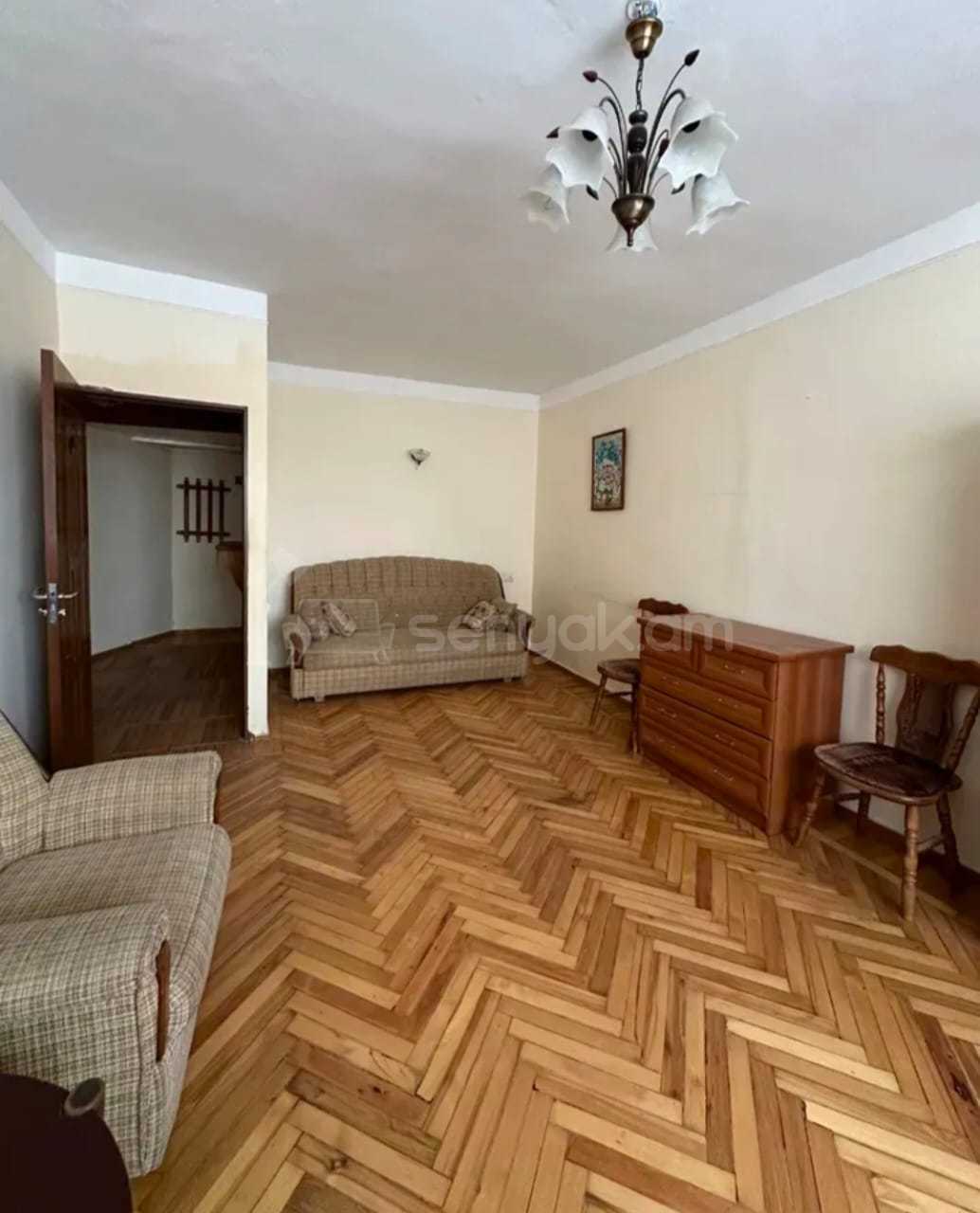 1 Սենյականոց Բնակարան, 42քմ, 3/12 հարկ, Նորմալ Վիճակում