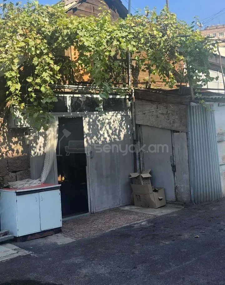 3 Սենյականոց Սեփական Տուն, 75քմ, Կոսմետիկ Վերանորոգված, Ավտոտնակով