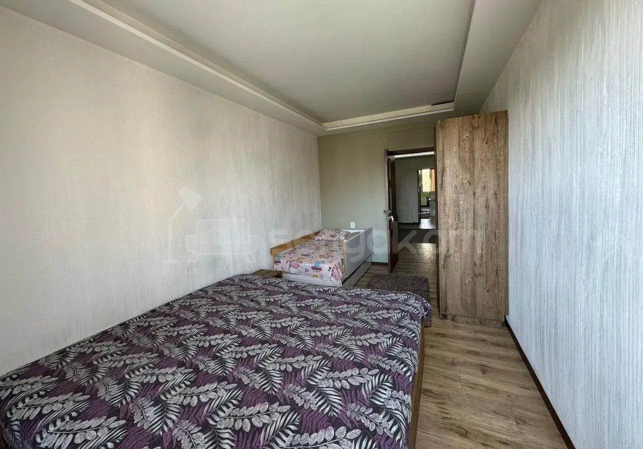 3 Սենյականոց Բնակարան Քարե Շենքում, 100քմ, 4/5 հարկ, Կապիտալ Վերանորոգված