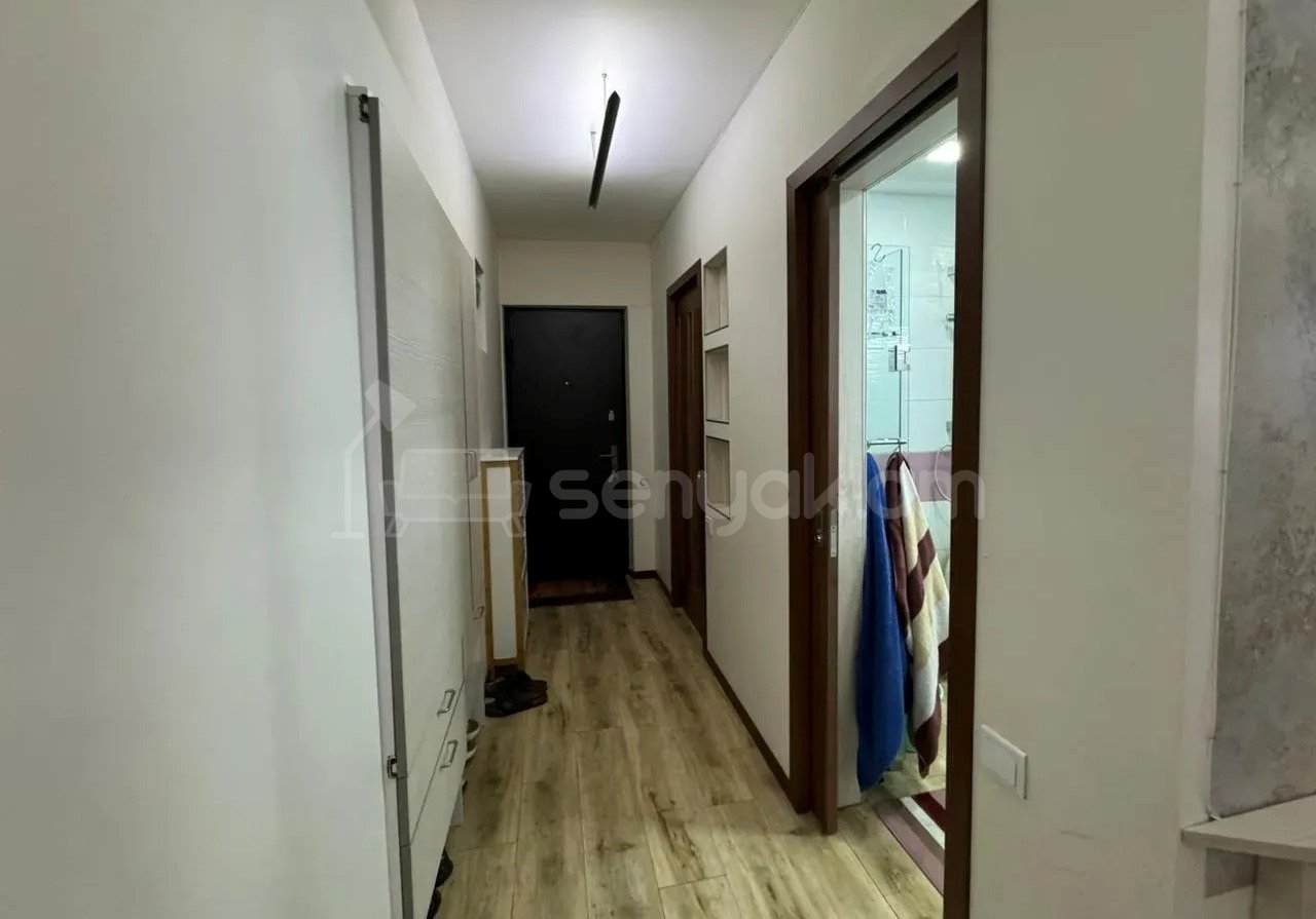 3 Սենյականոց Բնակարան Քարե Շենքում, 100քմ, 4/5 հարկ, Կապիտալ Վերանորոգված