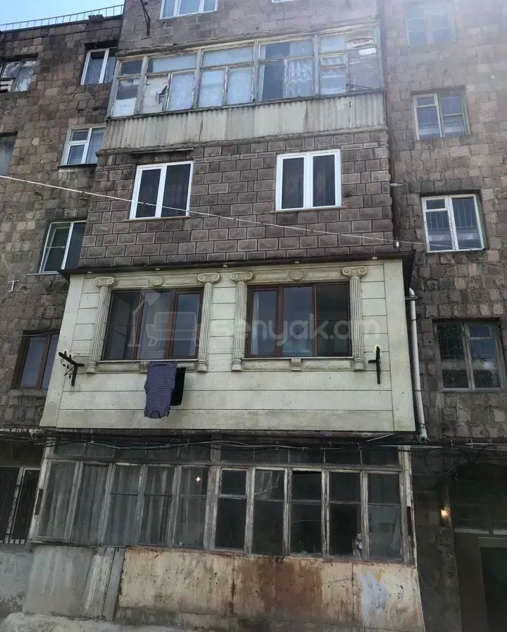 2 Սենյականոց Բնակարան, 53քմ, 3/5 հարկ, Կոսմետիկ Վերանորոգված