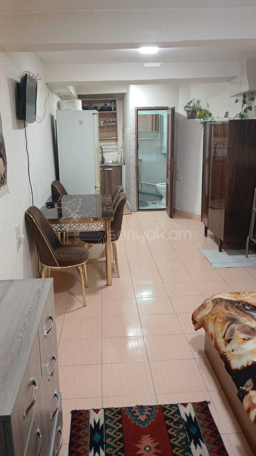 1 Սենյականոց Բնակարան, 35քմ, 1/3 հարկ, Նորմալ Վիճակում