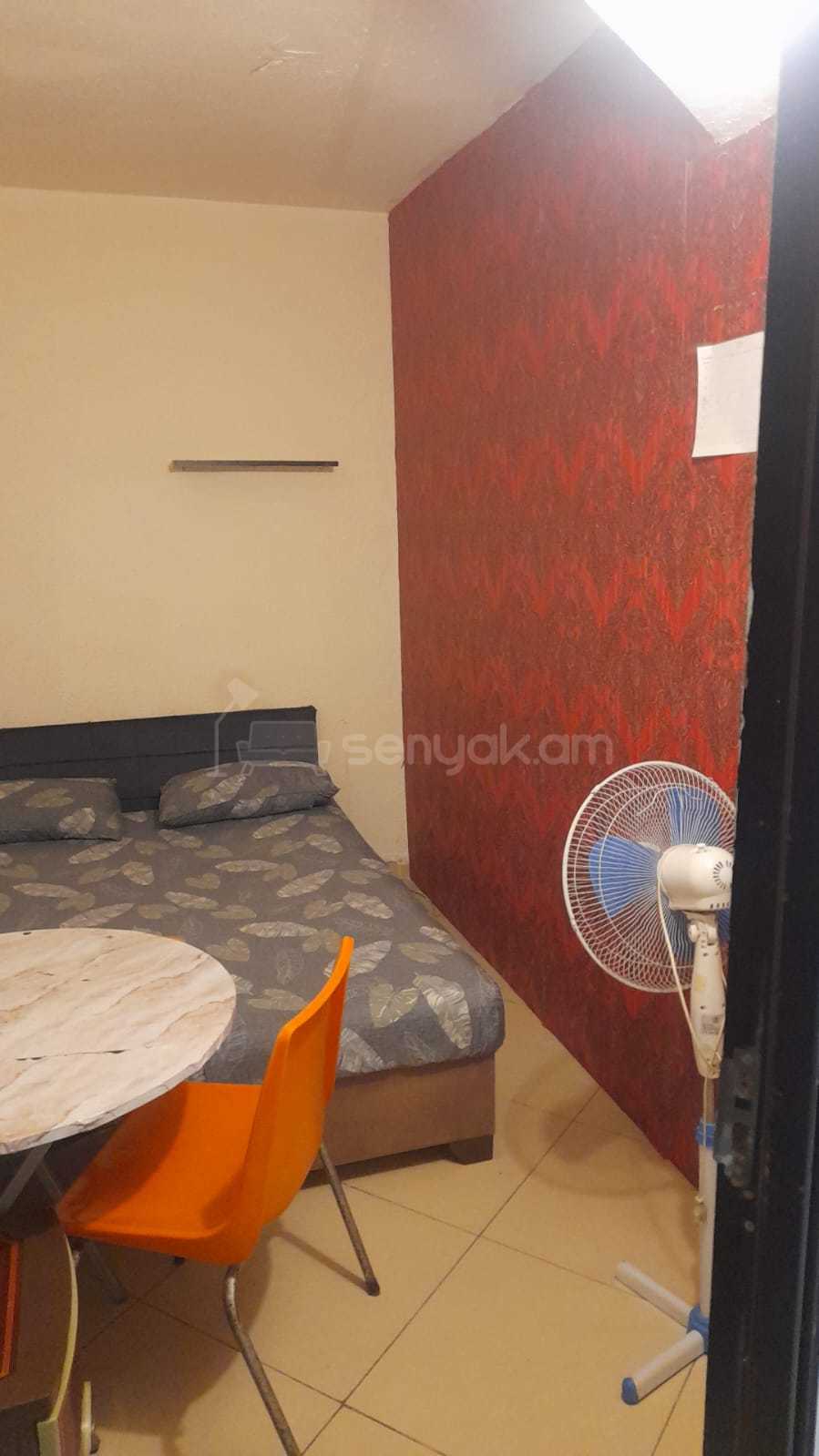 Սենյակ 12քմ, 1/1 հարկ