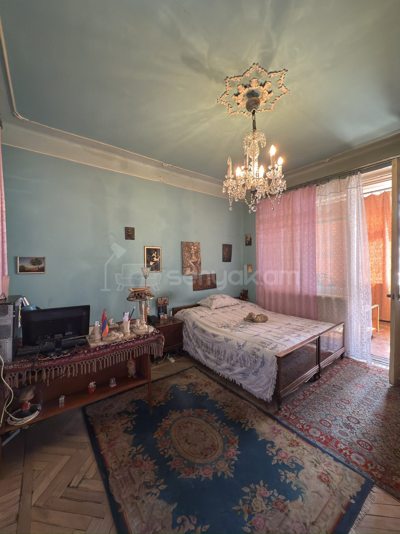 3 Սենյականոց Բնակարան Քարե Շենքում, 86քմ, 3/5 հարկ, Պետական Վիճակում