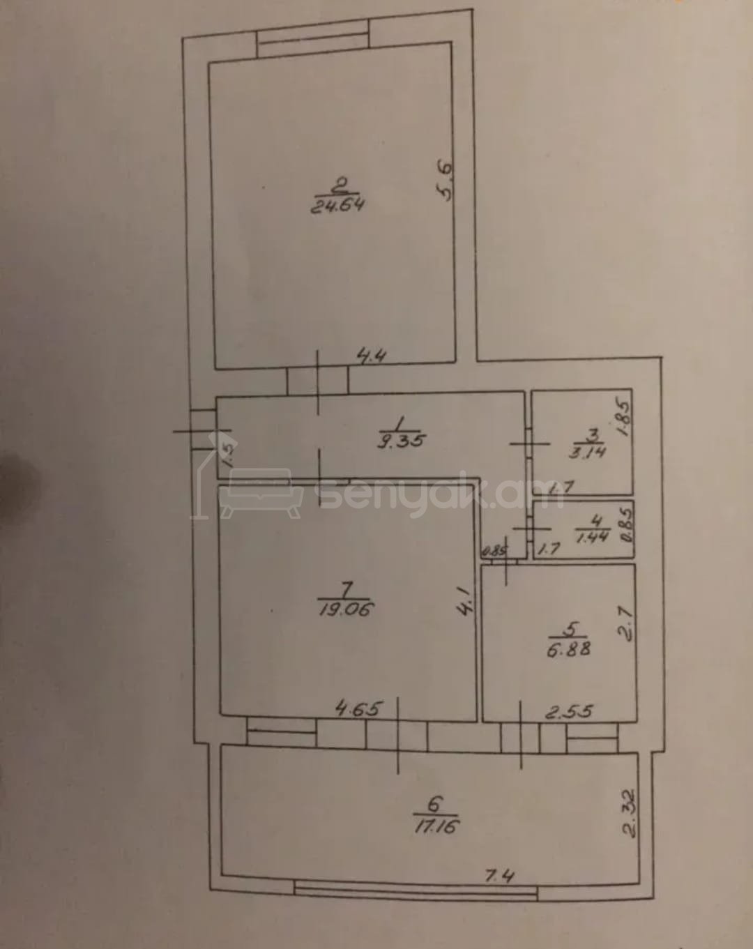 3 Սենյականոց Բնակարան Քարե Շենքում, 81քմ, 2/5 հարկ, Պետական Վիճակում