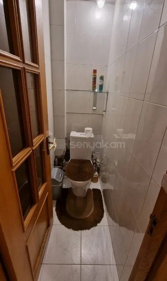 2 Սենյականոց Բնակարան Քարե Շենքում, 59քմ, 3/5 հարկ, Կոսմետիկ Վերանորոգված