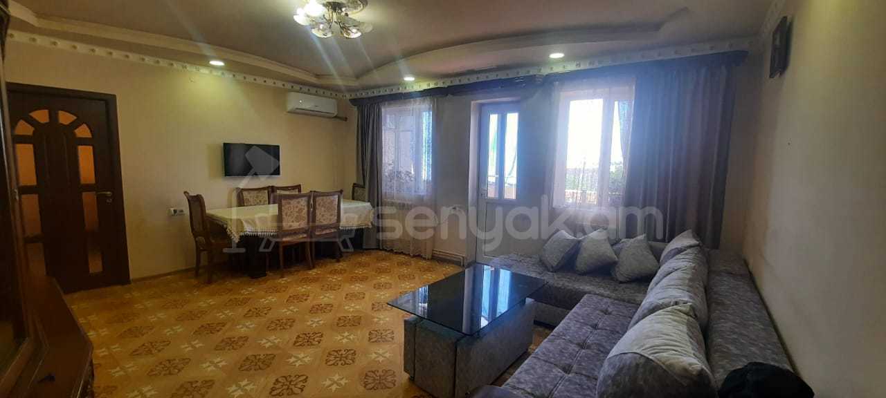 3 Սենյականոց Բնակարան Քարե Շենքում, 87քմ, 4/4 հարկ, Կապիտալ Վերանորոգված