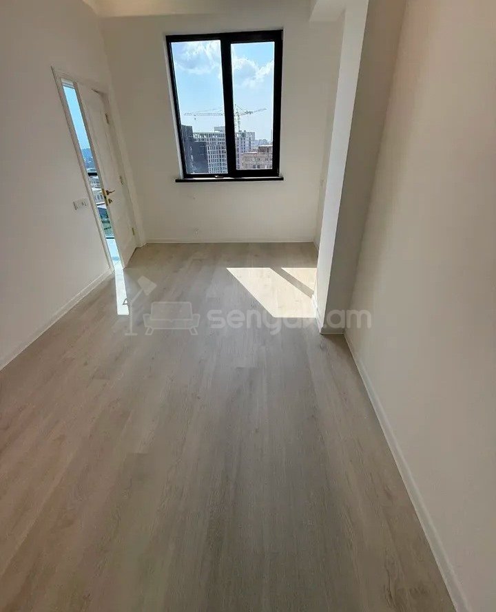 3 Սենյականոց Բնակարան Նորակառույցում, 74քմ, 14/18 հարկ, Կապիտալ Վերանորոգված