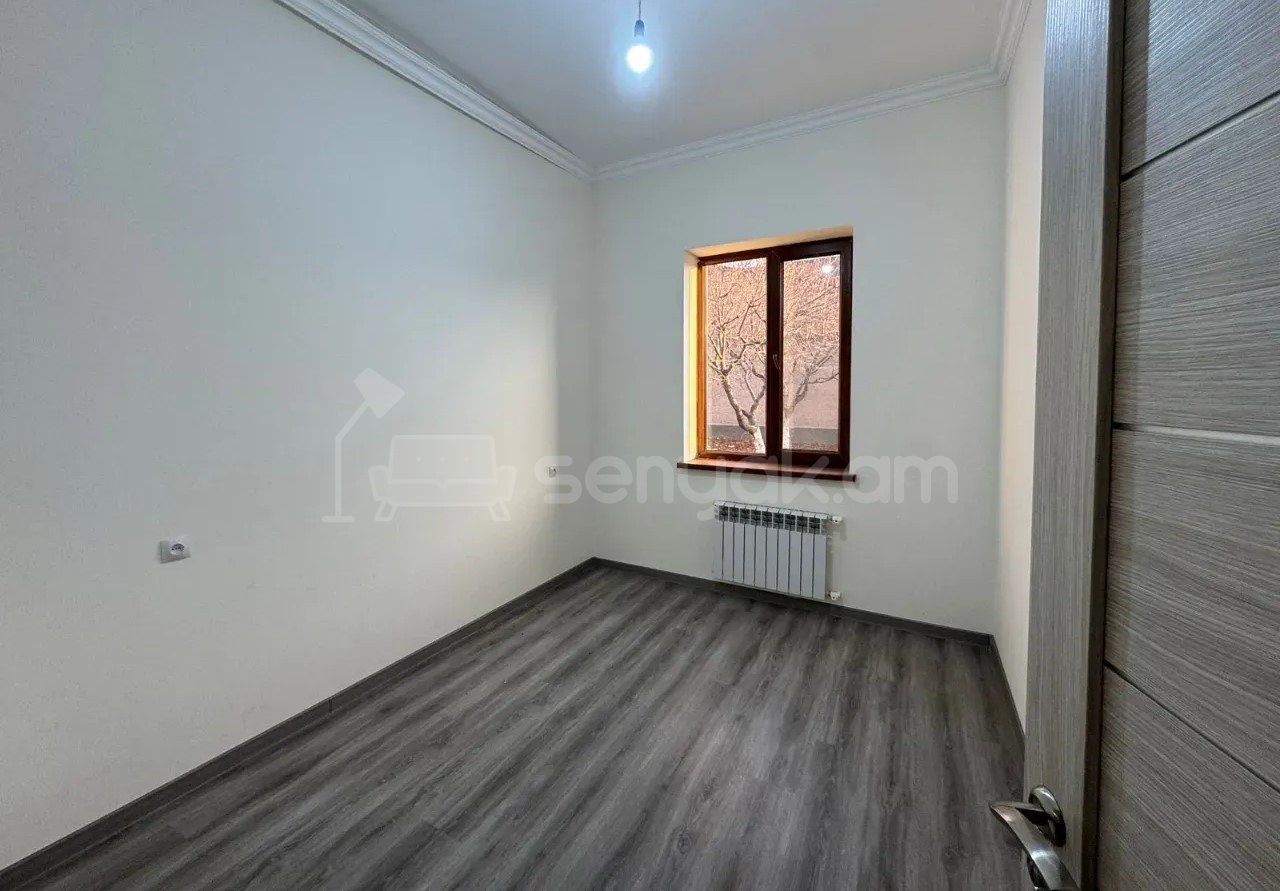4 Սենյականոց Շքեղ Առանձնատուն, 122քմ, Ավտոտնակով