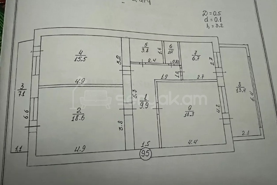 3 Սենյականոց Բնակարան Քարե Շենքում, 95քմ, 4/5 հարկ, Պետական Վիճակում