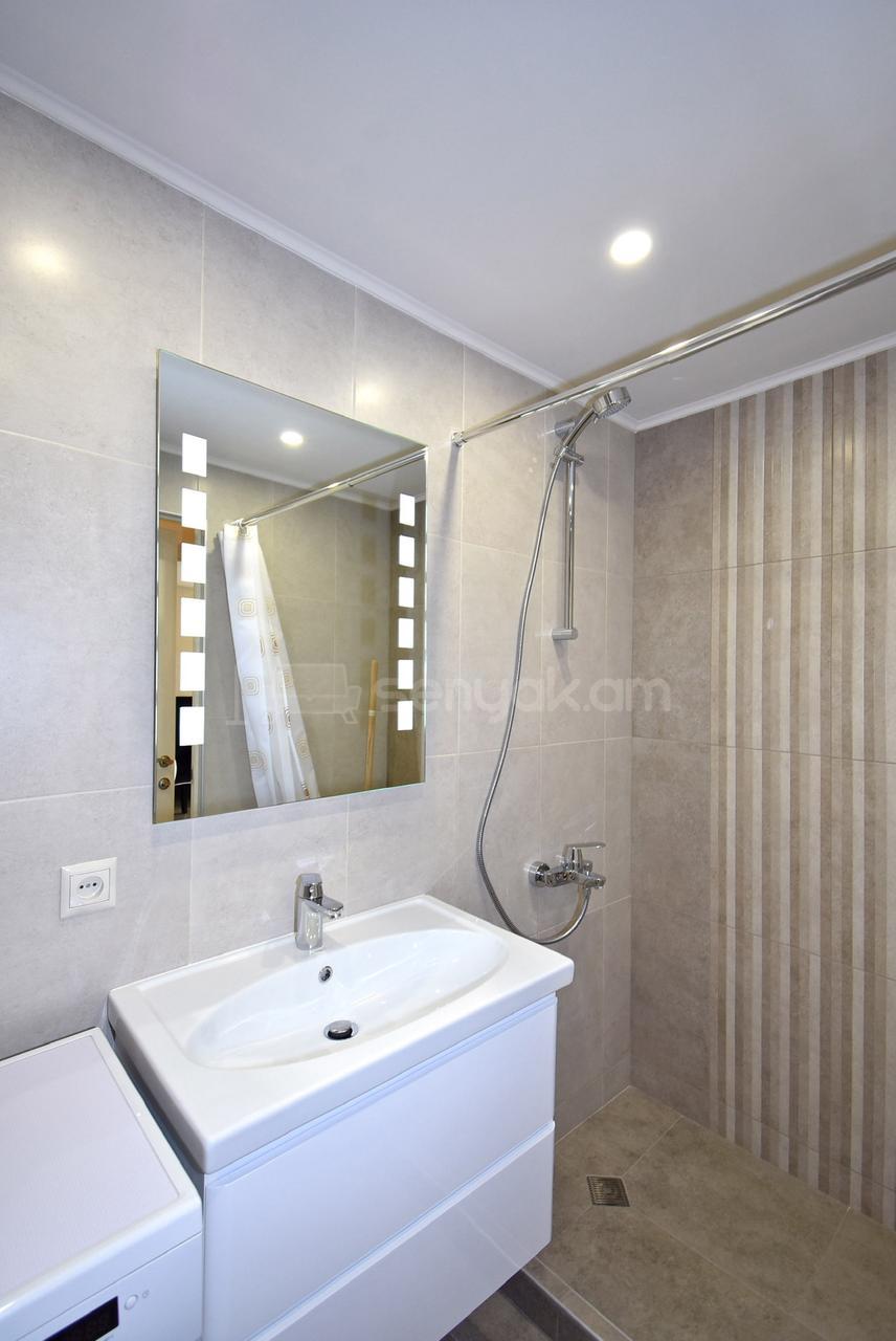 2 Սենյականոց Բնակարան, 45քմ, 6/10 հարկ, Դիզայներական Վերանորոգված, Կահավորված, Արևկող