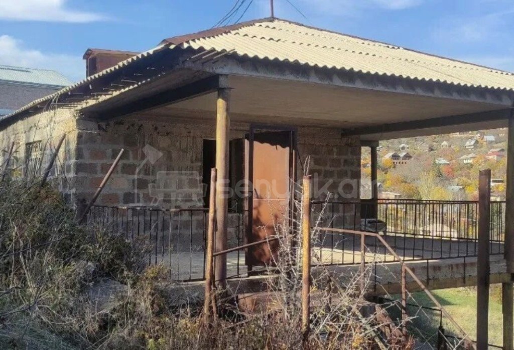 4 Սենյականոց Սեփական Տուն, 230քմ, Ավտոտնակով