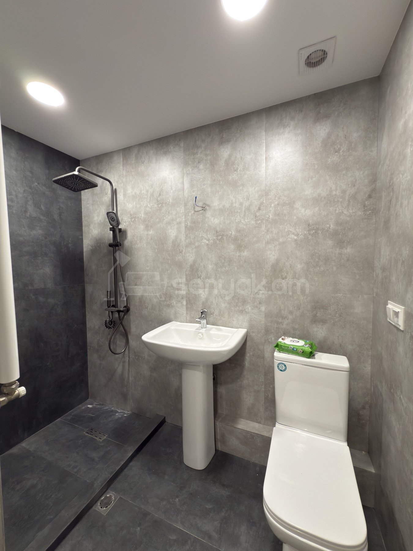 2 Սենյականոց Բնակարան, 56քմ, 9/9 հարկ, Դիզայներական Վերանորոգված