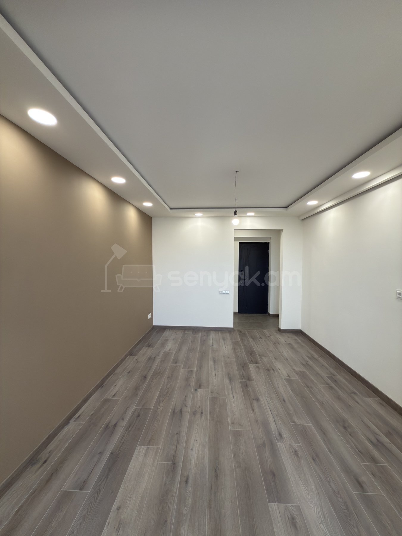 2 Սենյականոց Բնակարան, 56քմ, 9/9 հարկ, Դիզայներական Վերանորոգված