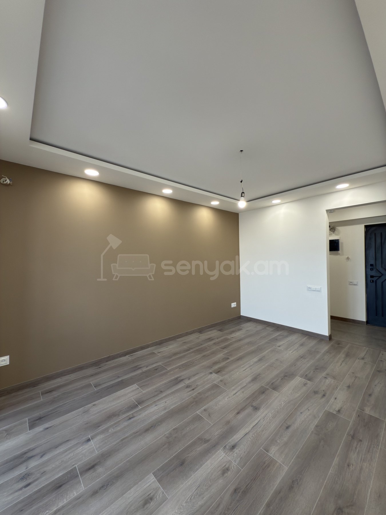 2 Սենյականոց Բնակարան, 56քմ, 9/9 հարկ, Դիզայներական Վերանորոգված