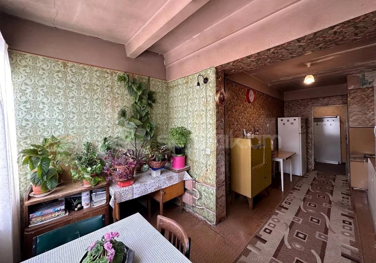 3 Սենյականոց Բնակարան, 88քմ, 1/12 հարկ, Նորմալ Վիճակում