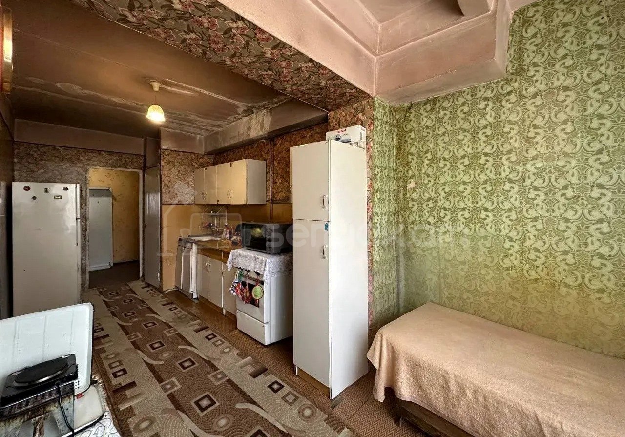 3 Սենյականոց Բնակարան, 88քմ, 1/12 հարկ, Նորմալ Վիճակում