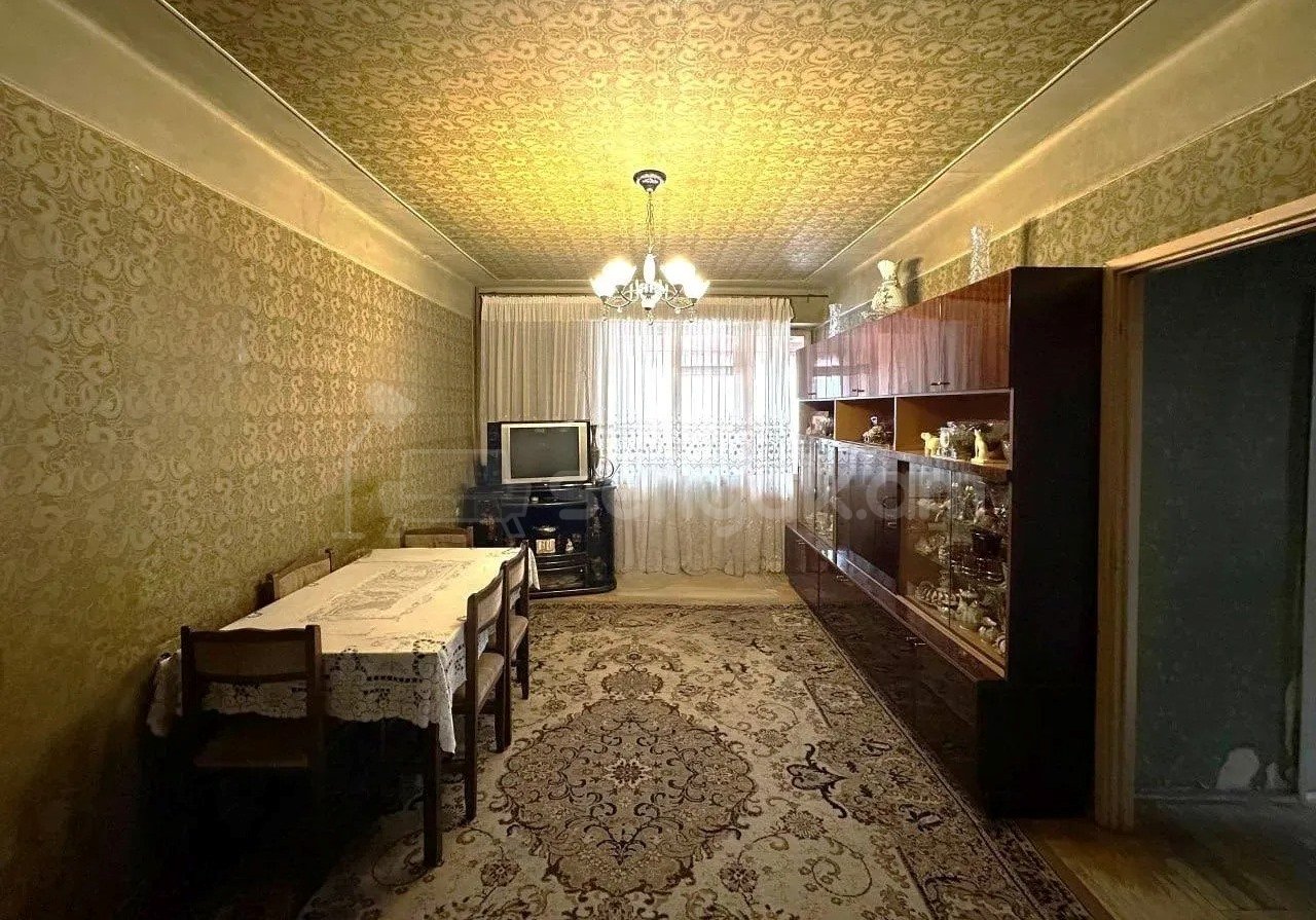 3 Սենյականոց Բնակարան, 88քմ, 1/12 հարկ, Նորմալ Վիճակում