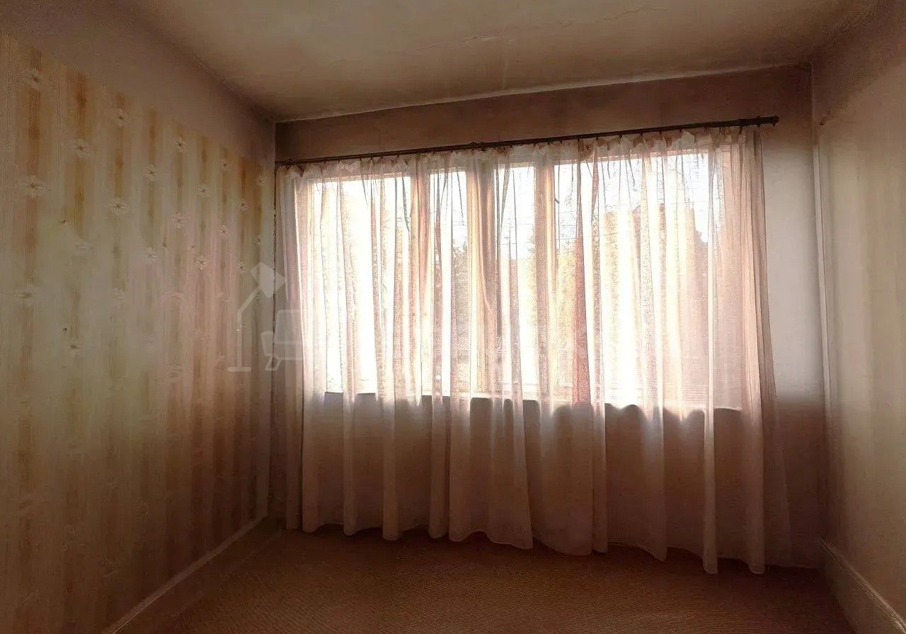 3 Սենյականոց Բնակարան, 88քմ, 1/12 հարկ, Նորմալ Վիճակում